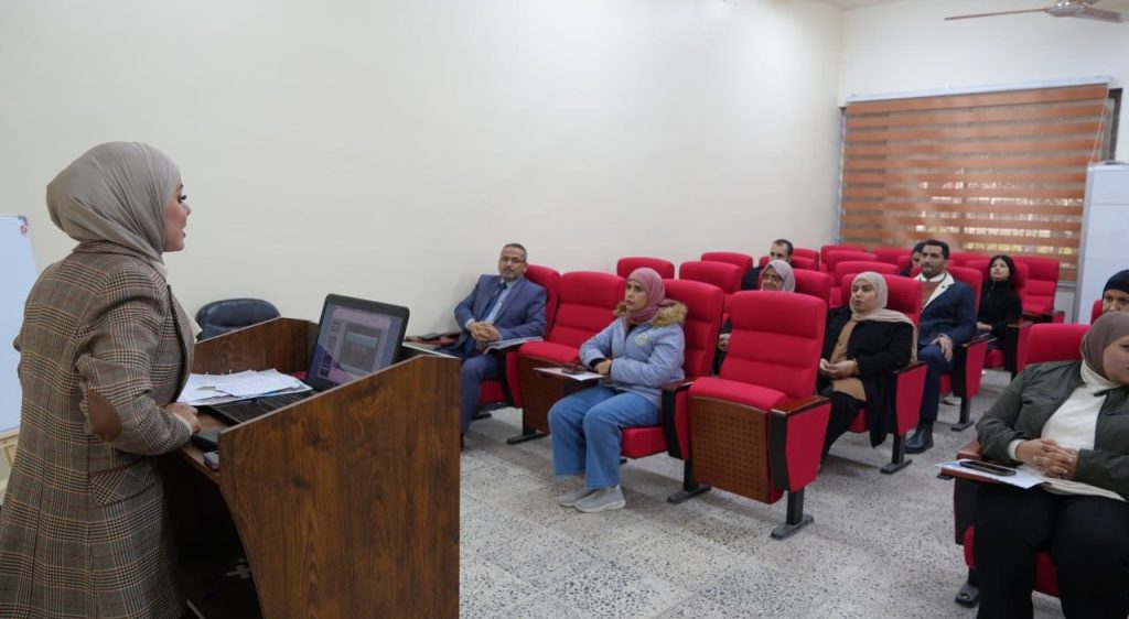 كلية العلوم تُقيم مُحاضرة علمية عن الصخور وأهميتها في اختصاص علم الأرض